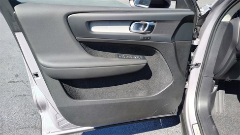 New 2026 Volvo XC40 B5 Plus w/ Climate Package image 8
