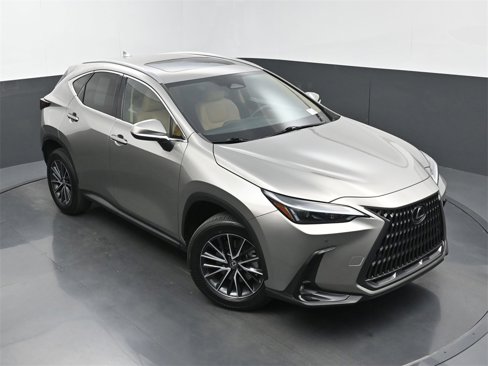 Used 2024 Lexus NX 250 FWD w/ Premium Package image 31