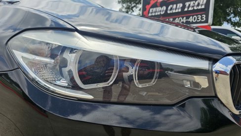 Used 2018 BMW 530e w/ Premium Package 2 image 12
