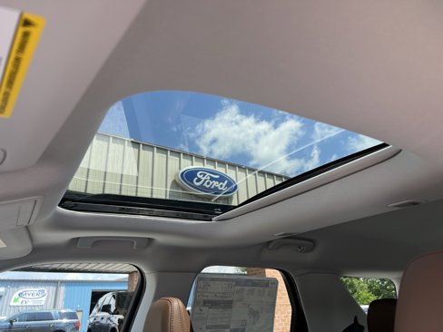 New 2025 Ford Bronco Sport Outer Banks image 12