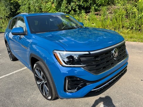 New 2026 Volkswagen Atlas Cross Sport SEL Premium R-Line image 1