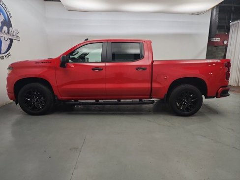 Used 2024 Chevrolet Silverado 1500 Custom w/ Turbomax Blackout Package image 6