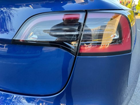 Used 2020 Tesla Model 3 Standard Range Plus image 16