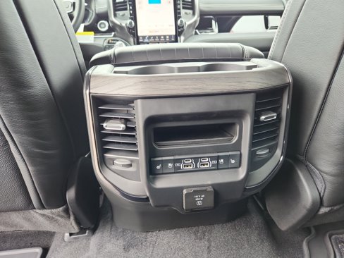 New 2025 RAM 1500 Limited image 32