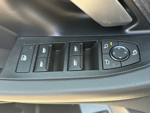 Certified 2024 BMW 530i xDrive image 17
