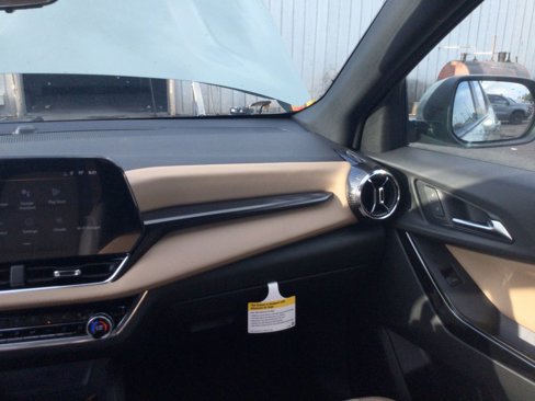 New 2026 Chevrolet Equinox ACTIV w/ Convenience Package III image 25