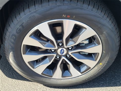 New 2025 Subaru Outback Touring XT image 5