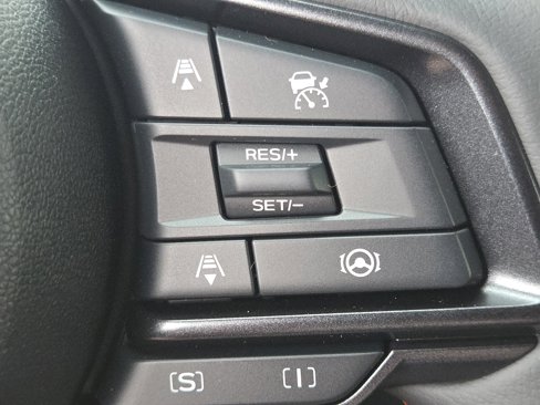 New 2025 Subaru Crosstrek 2.5i Limited w/ Crosstrek Mirror Package image 30