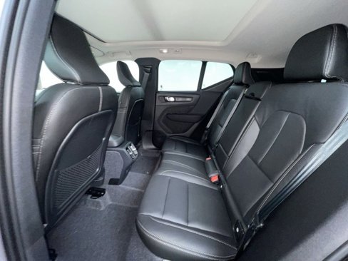 New 2026 Volvo XC40 B5 Ultra w/ Climate Package image 5