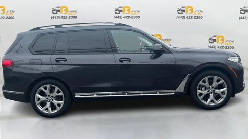 Used 2022 BMW X7 xDrive40i w/ Premium Package image 4