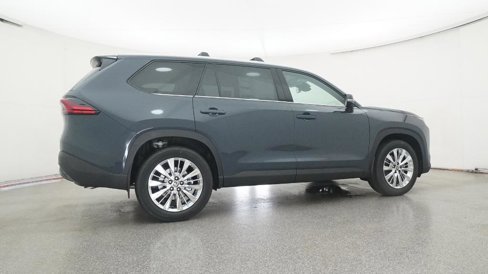 New 2026 Toyota Grand Highlander AWD image 23