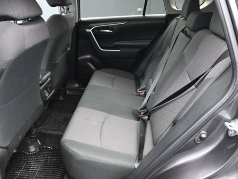 Used 2023 Toyota RAV4 XLE image 12
