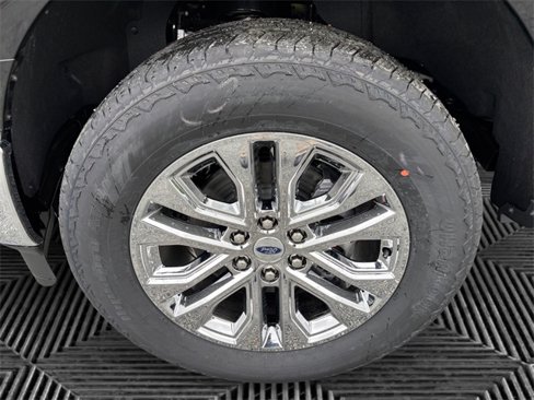 New 2025 Ford F150 Lariat w/ Equipment Group 501A Mid image 14
