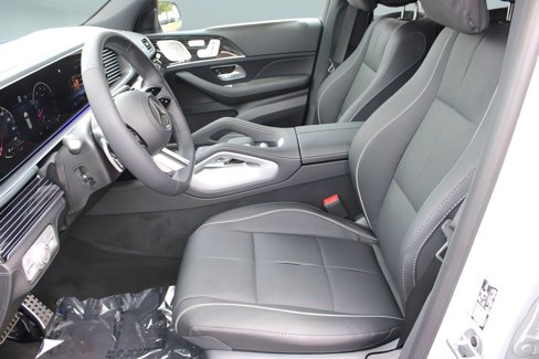 New 2025 Mercedes-Benz GLS 450 4MATIC image 5