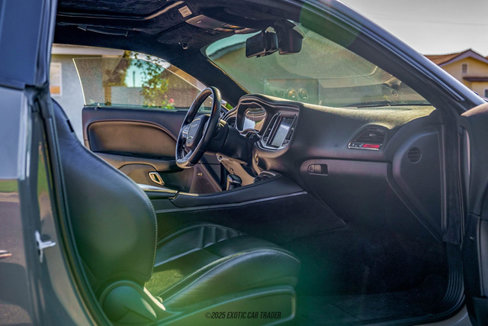 Used 2018 Dodge Challenger SRT Hellcat image 31