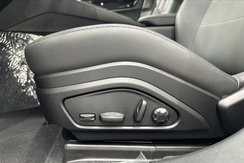 New 2024 Porsche Panamera 4 image 26