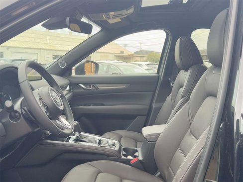 New 2025 MAZDA CX-5 Signature image 7