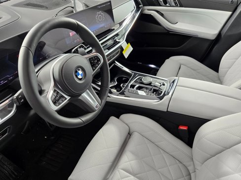 New 2026 BMW X7 xDrive40i w/ M Sport Package image 12