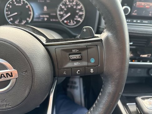 Certified 2021 Nissan Rogue SV w/ Premium Package image 27