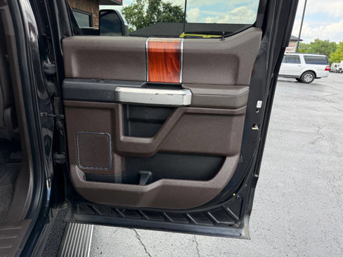 Used 2015 Ford F150 King Ranch w/ Equipment Group 601A Luxury image 22