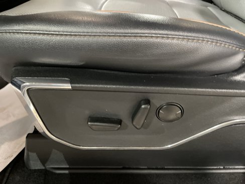 Used 2024 Ford F150 Lariat image 13