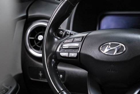 Used 2022 Hyundai Kona Limited image 15