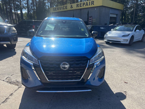 Used 2023 Nissan Kicks S image 2
