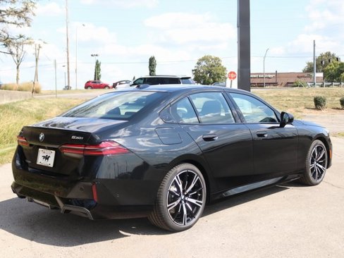 New 2026 BMW 530i xDrive w/ M Sport Package image 31