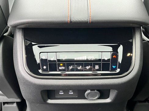 New 2025 Nissan Armada PRO-4X w/ Pro-4X Premium Package image 27