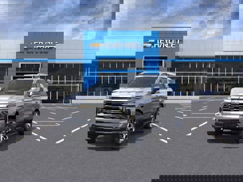 New 2026 Chevrolet Suburban Premier image 8