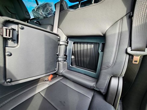 New 2026 GMC Sierra 1500 SLT w/ SLT Premium Plus Package image 35