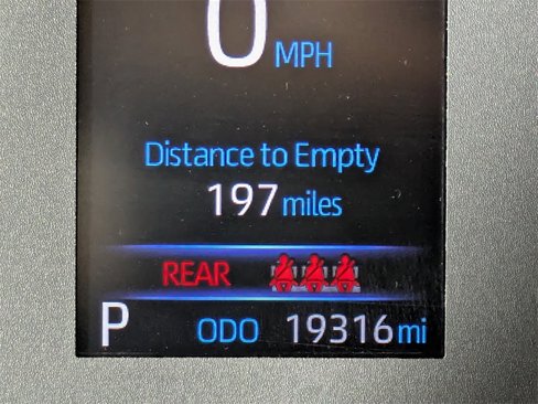 Used 2023 Toyota Corolla Cross SE image 25