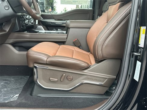 New 2025 Ford F350 King Ranch image 9