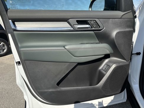 New 2026 GMC Terrain AT4 w/ Convenience Package III image 19