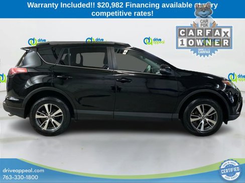 Used 2017 Toyota RAV4 XLE image 4