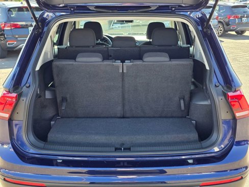 Used 2021 Volkswagen Tiguan S image 16
