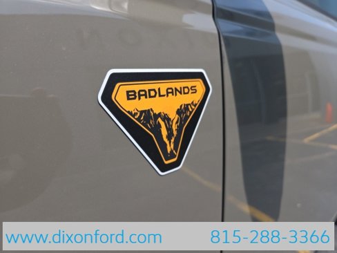 New 2025 Ford Bronco Badlands image 8