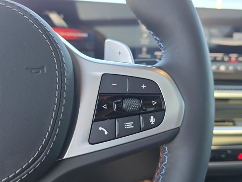 New 2026 BMW X6 M60i w/ Executive Package image 27