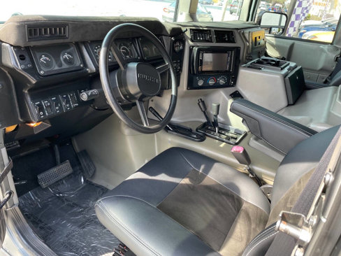 Used 2003 HUMMER H1 4-Door Wagon image 18