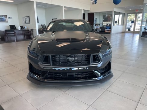 New 2025 Ford Mustang Dark Horse image 2