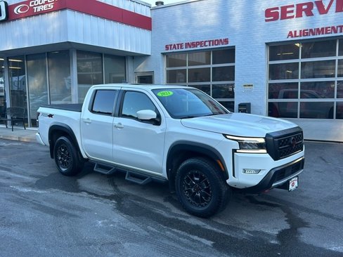 Used 2023 Nissan Frontier PRO-4X image 1