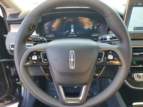 New 2026 Lincoln Corsair Premiere image 16