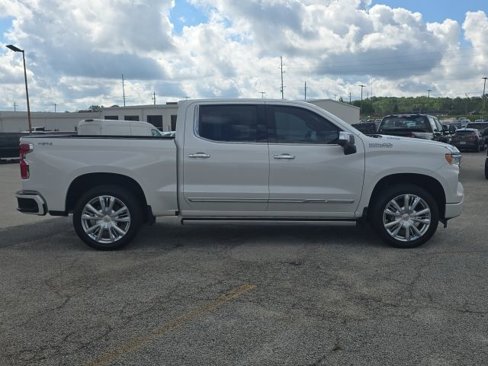 Used 2025 Chevrolet Silverado 1500 High Country w/ Technology Package image 6