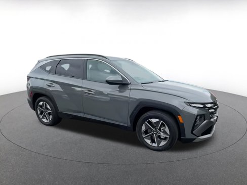 Used 2025 Hyundai Tucson SEL image 2