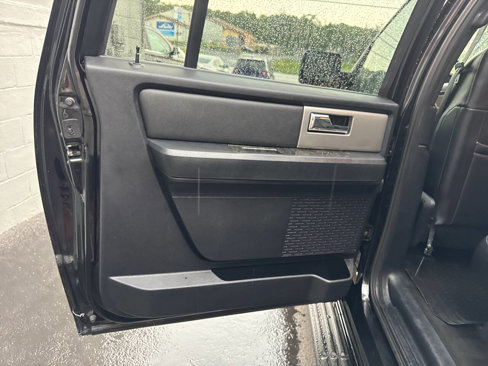 Used 2017 Ford Expedition EL Limited image 18