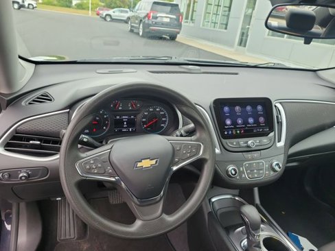 Used 2023 Chevrolet Malibu LT image 17