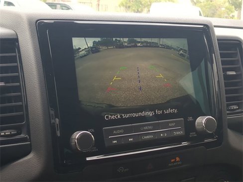 Used 2024 Nissan Frontier Pro-X image 10