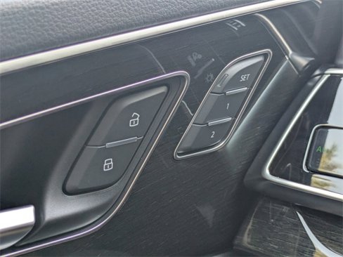 New 2025 Audi Q7 3.0T Premium Plus image 24