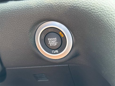 New 2026 Chrysler Pacifica Select image 37
