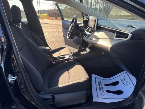 Used 2021 Toyota Corolla LE image 21